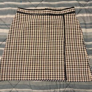 Ann Taylor Black and White Checkered A-Line Skirt